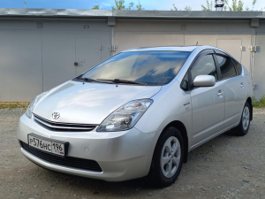Toyota Prius       ― АвтоШанс