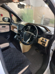 Toyota NOAH HYBRID 